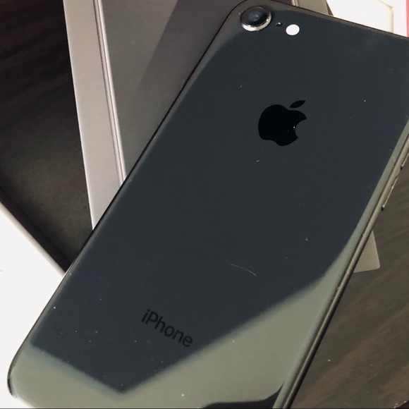 iPhone 8 64 GB Space Gray - Picture 7 of 16